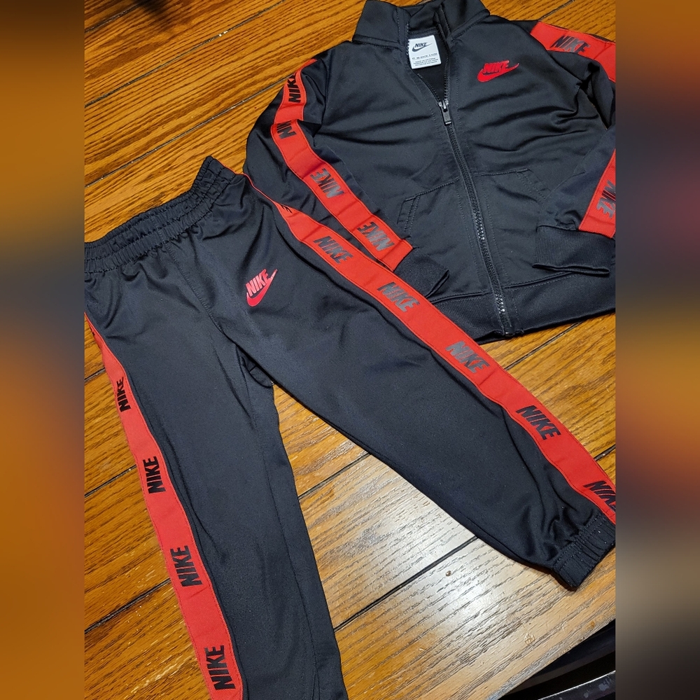 Nike Logo Taping Jacket and Pants Two-Piece Track Set (Toddler) 